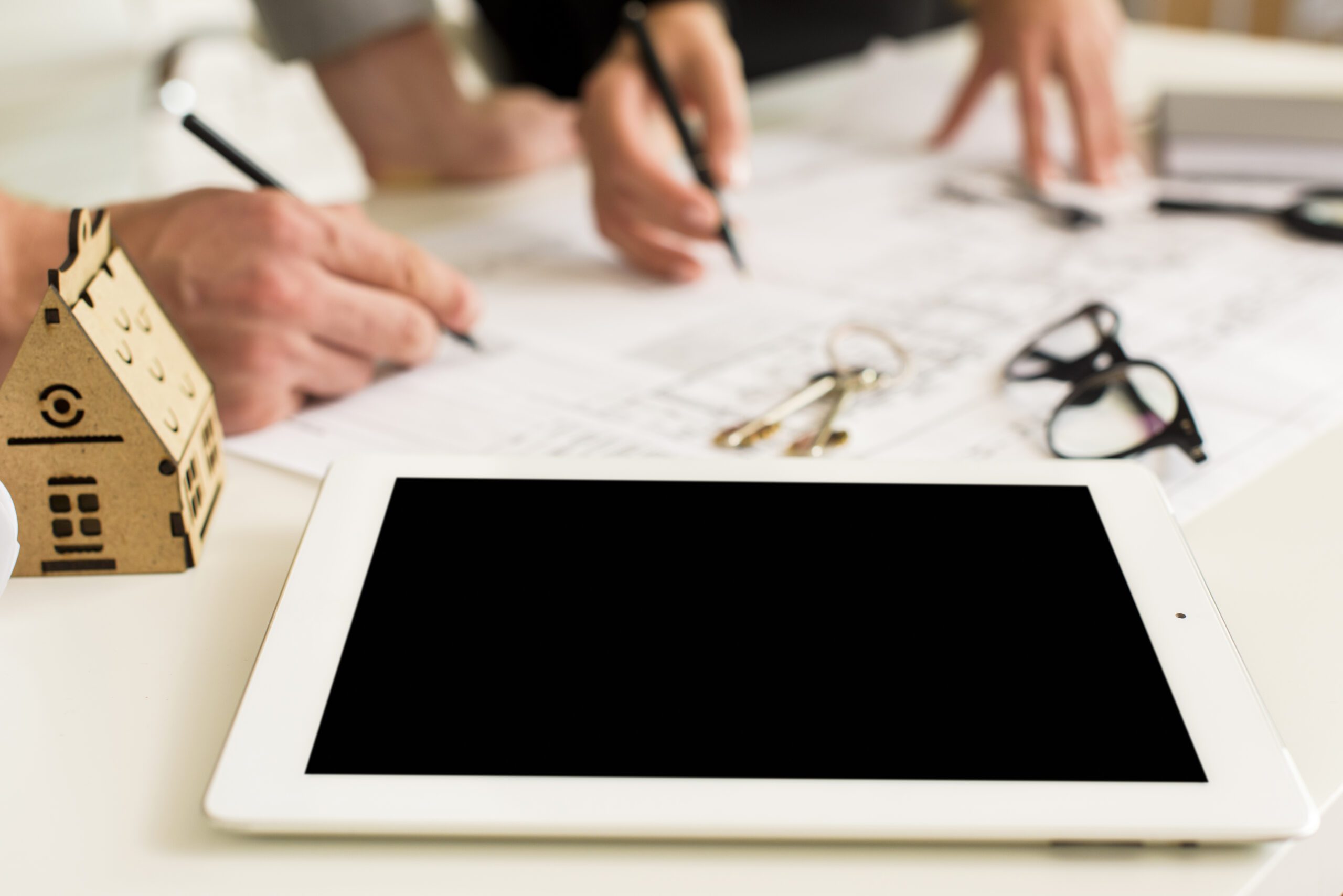 close up tablet mockup table